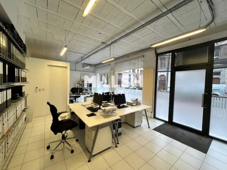 Bureau dans Lyon à louer - Photo de l’immeuble – Image 2 sur 9