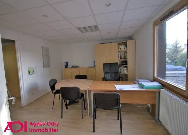 Bureau dans Marlenheim à louer Photo de l’immeuble– Image 1 sur 7
