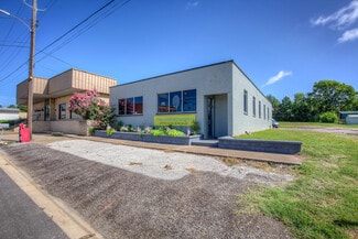 Plus de détails pour 107 E Locust, Winnsboro, TX - Bureau à vendre