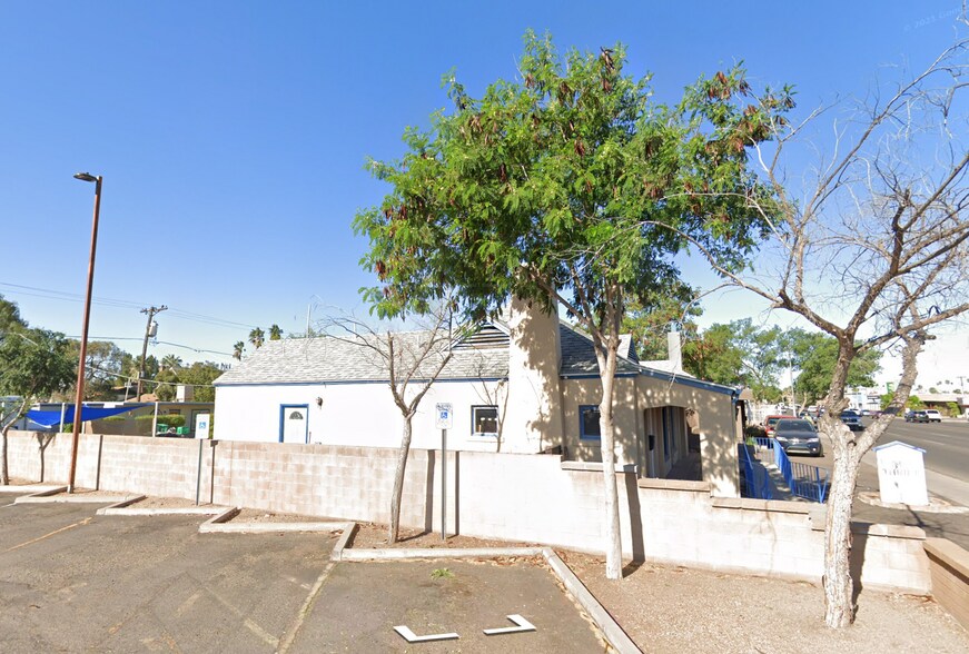 1517 E McDowell Rd, Phoenix, AZ à vendre - Photo de l’immeuble – Image 2 sur 14