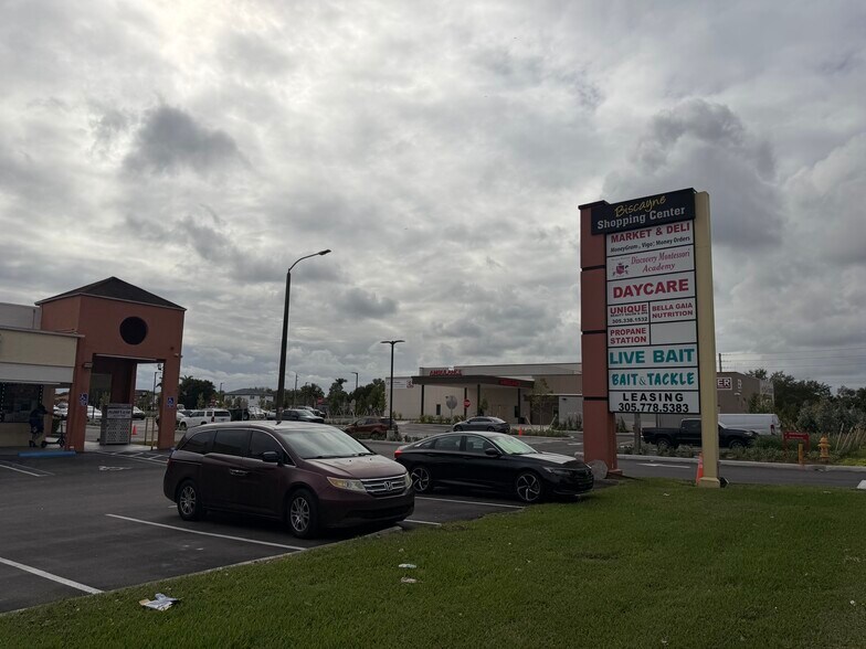 14100 SW 288th St, Homestead, FL à louer - Photo de l’immeuble – Image 2 sur 12