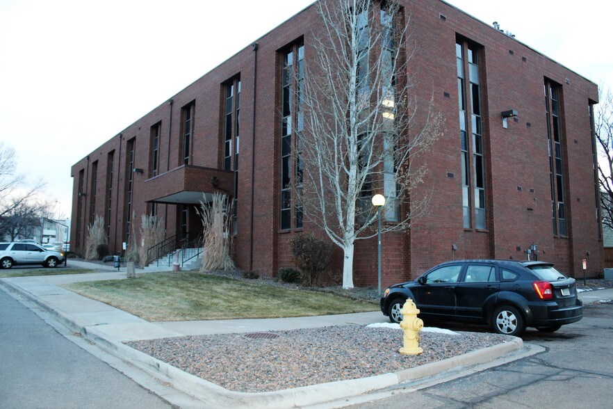 14901 E Hampden Ave, Aurora, CO à louer - Photo de l’immeuble – Image 1 sur 8