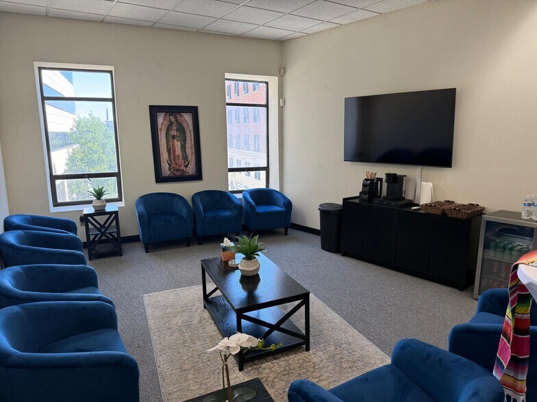100 Jefferson Ave, Elizabeth, NJ à louer - Photo de l’immeuble – Image 3 sur 9