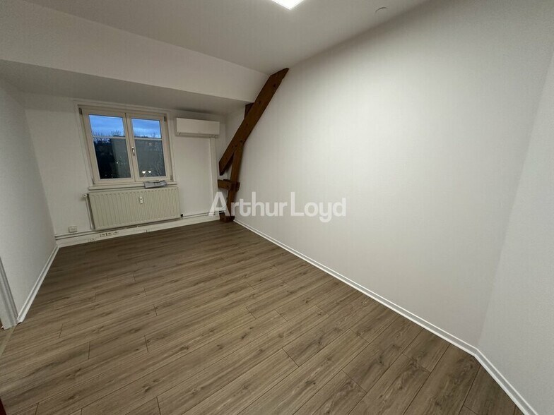 Bureau dans Châlons-en-Champagne à louer - Photo intérieure – Image 3 sur 7