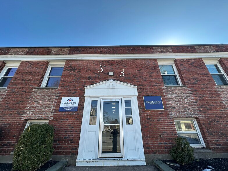 53 Connecticut Blvd, East Hartford, CT à louer - Photo de l’immeuble – Image 3 sur 12