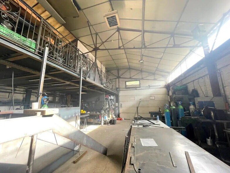 Industriel/Logistique dans Mareil-Marly à vendre - Photo de l’immeuble – Image 3 sur 7