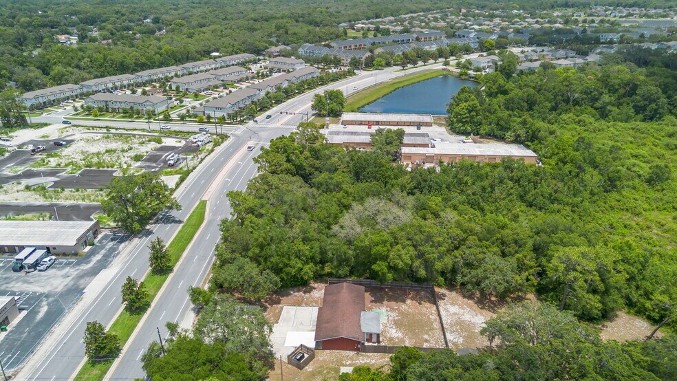 1490 Seminola Blvd, Casselberry, FL à vendre - Photo de l’immeuble – Image 3 sur 32