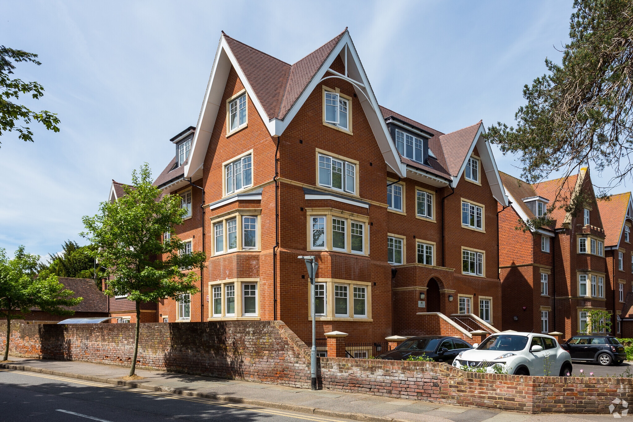 66 New Dover Rd, Canterbury à vendre Photo principale– Image 1 sur 10