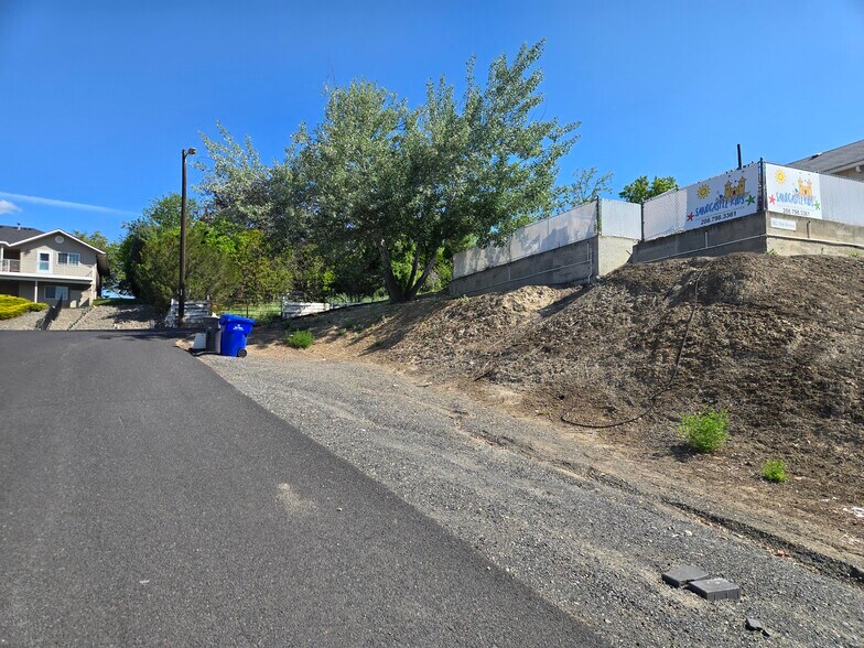 903 16th Ave, Lewiston, ID à vendre - Photo de l’immeuble – Image 3 sur 8