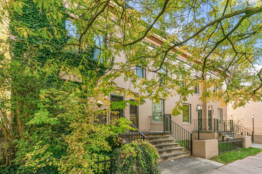 818 E 19th Ave, Denver, CO à vendre - Photo de l’immeuble – Image 3 sur 36