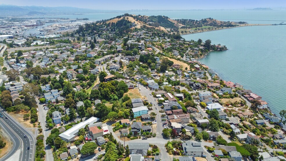 620 Golden Gate Ave, Richmond, CA à vendre - Photo de l’immeuble – Image 3 sur 24