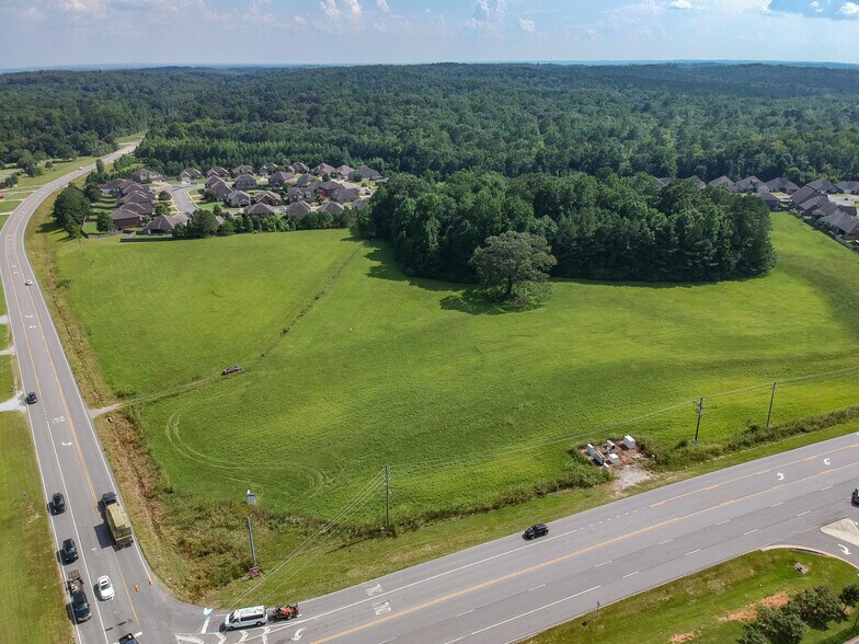 Mitt Lary Rd, Northport, AL à vendre - Photo de l’immeuble – Image 2 sur 22