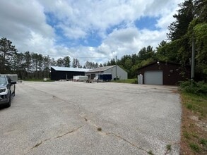 5110 W M-72, Traverse City, MI à louer Photo de l’immeuble– Image 2 sur 9