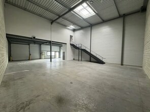 Local d’activités dans Aulnay-sous-Bois à louer Photo intérieure– Image 2 sur 8