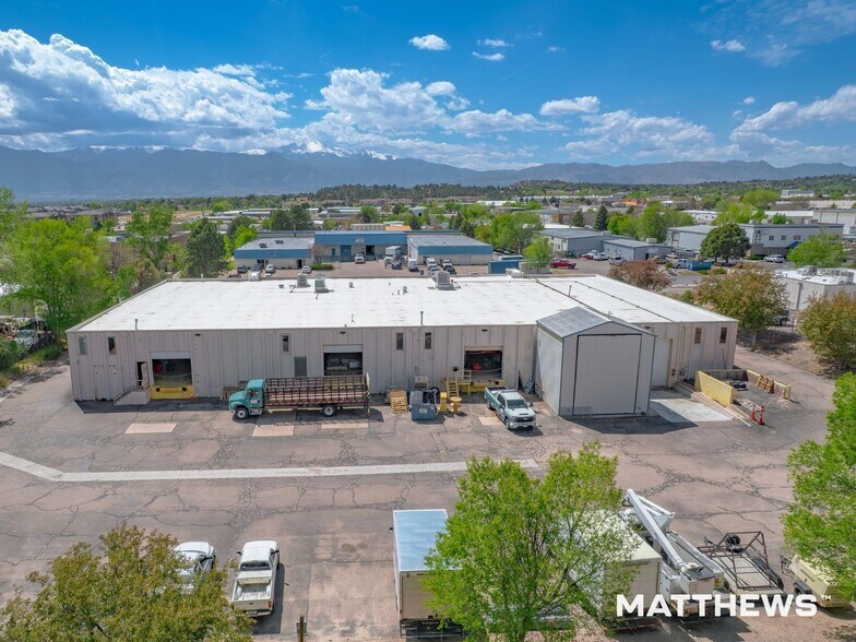 1335 Ford St, Colorado Springs, CO à louer - Photo de l’immeuble – Image 1 sur 9