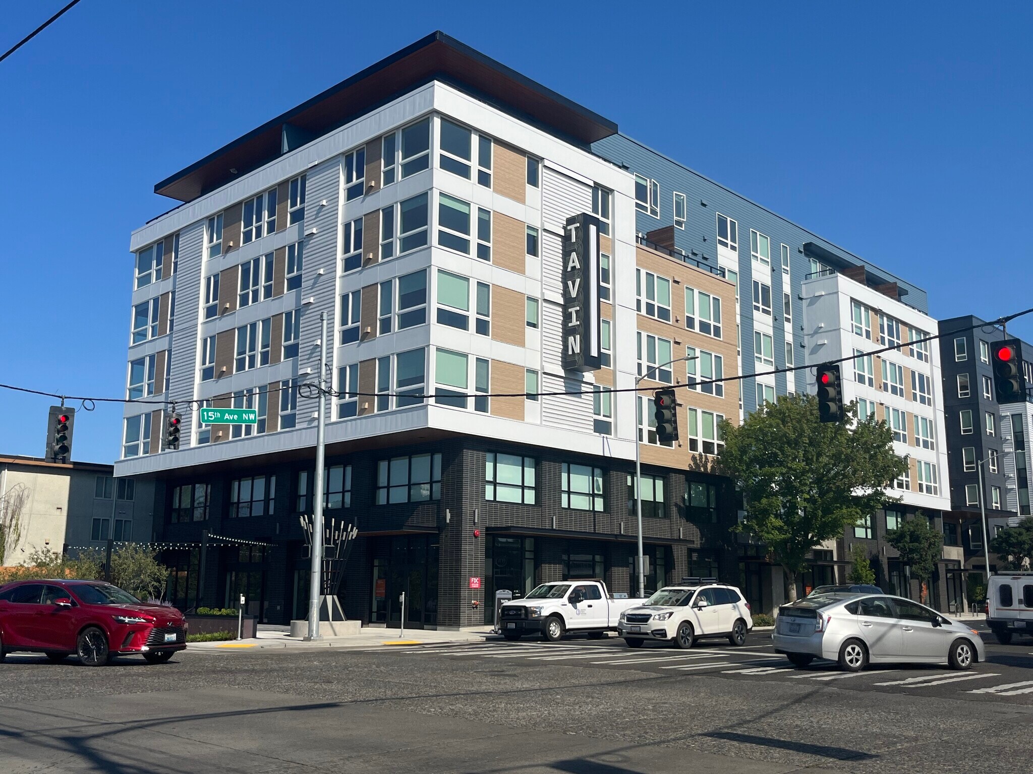 8511 15th Ave NW, Seattle, WA à louer Photo de l’immeuble– Image 1 sur 8
