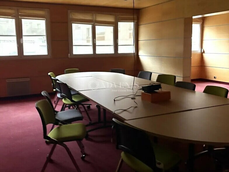 Bureau dans Le Mans à vendre - Photo intérieure – Image 2 sur 3