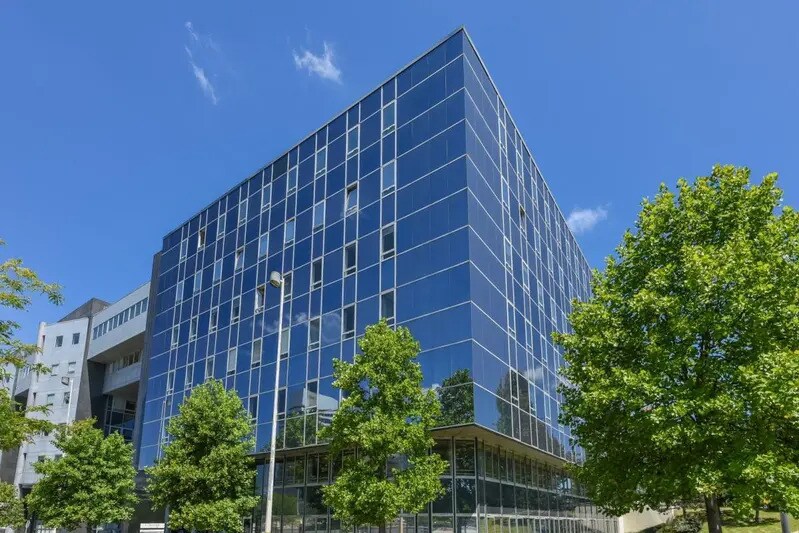 Bureau dans Cergy à louer - Photo de l’immeuble – Image 3 sur 11