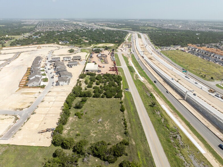 3260 N US HWY 183 LEANDER TX 78641, Leander, TX à louer - Photo de l’immeuble – Image 2 sur 3