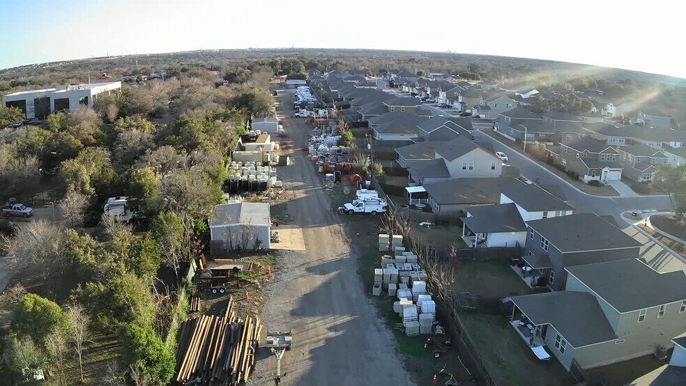 730 W FM 1626, Austin, TX à louer - Vidéo sur l’annonce professionnelle – Image 2 sur 14