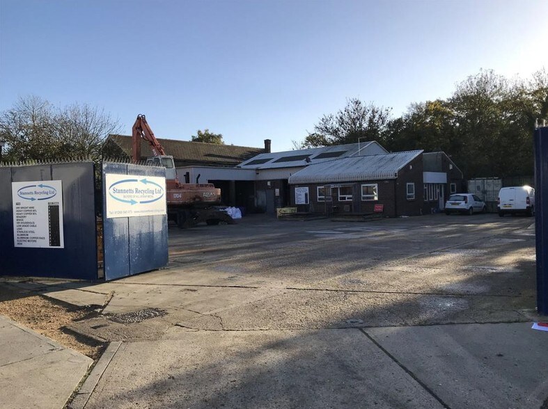 Stannetts, Basildon à louer - Photo de l’immeuble – Image 1 sur 5