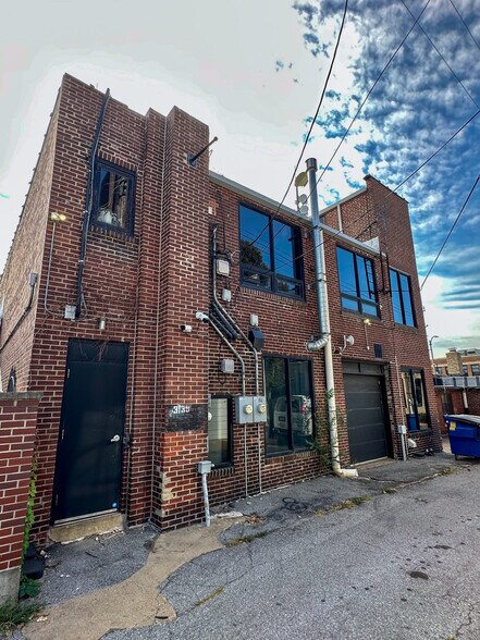 3139-3141 Olive St, Saint Louis, MO à louer - Photo de l’immeuble – Image 2 sur 14