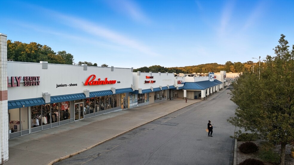 1790-2000 Diamond Hill Rd, Woonsocket, RI à louer - Photo de l’immeuble – Image 2 sur 8