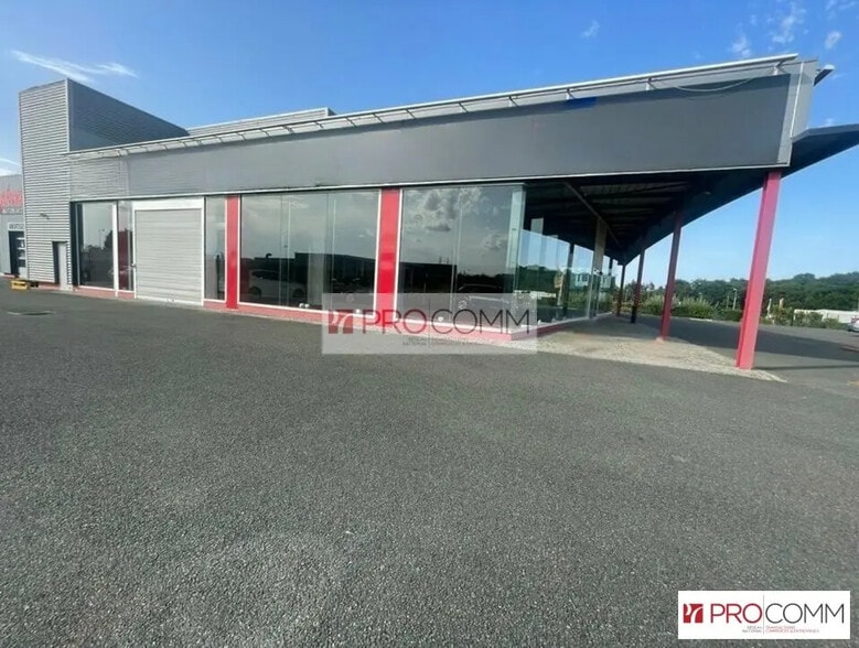 Local commercial dans Chartres à louer - Photo de l’immeuble – Image 2 sur 6