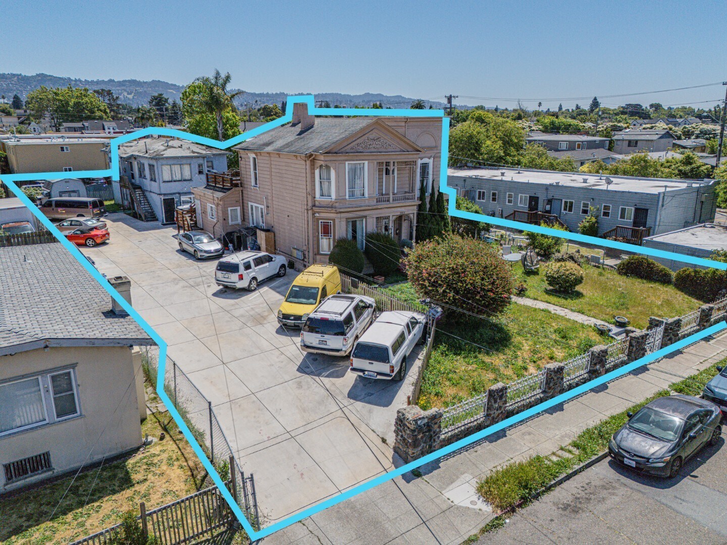 2925 Mabel St, Berkeley, CA à vendre Photo de l’immeuble– Image 1 sur 17