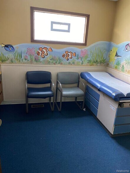 355 Main St, Belleville, MI à louer - Photo intérieure – Image 3 sur 6