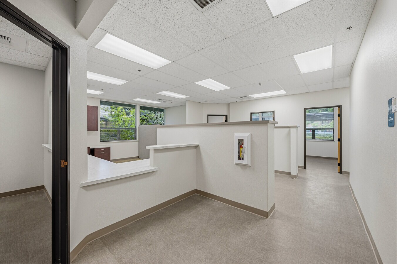 300 Sierra College Dr, Grass Valley, CA 95945 - Lot 250 -  - Photo intérieure - Image 2 of 4