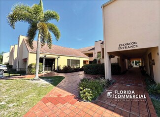 Plus de détails pour 900 SE Ocean Blvd, Stuart, FL - Bureau à vendre