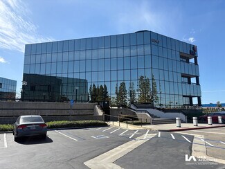 Plus de détails pour 10540 Talbert Ave, Fountain Valley, CA - Bureau à louer
