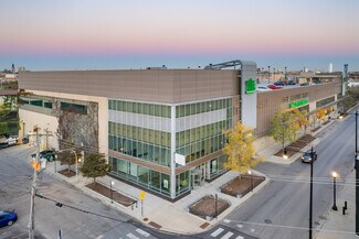 Plus de détails pour 1550 N Kingsbury St, Chicago, IL - Local commercial à louer