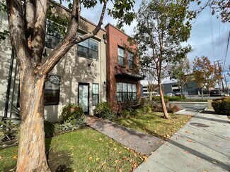 Plus de détails pour 501 W Maple Ave, Orange, CA - Local commercial à louer