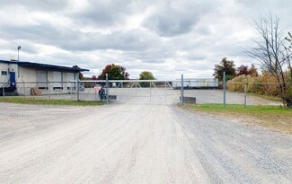 Plus de détails pour 281 Queenston Rd, Niagara On The Lake, ON - Industriel/Logistique à vendre