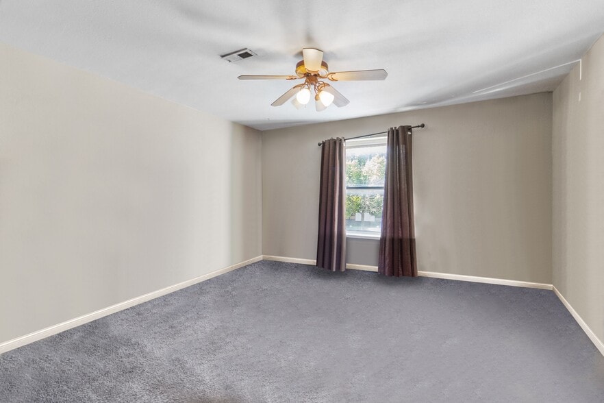 1119-1123 Merriam Ln, Kansas City, KS à vendre - Photo intérieure – Image 3 sur 61