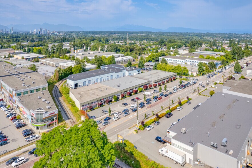 12975-12999 80 Ave, Surrey, BC à vendre - Aérien – Image 2 sur 7