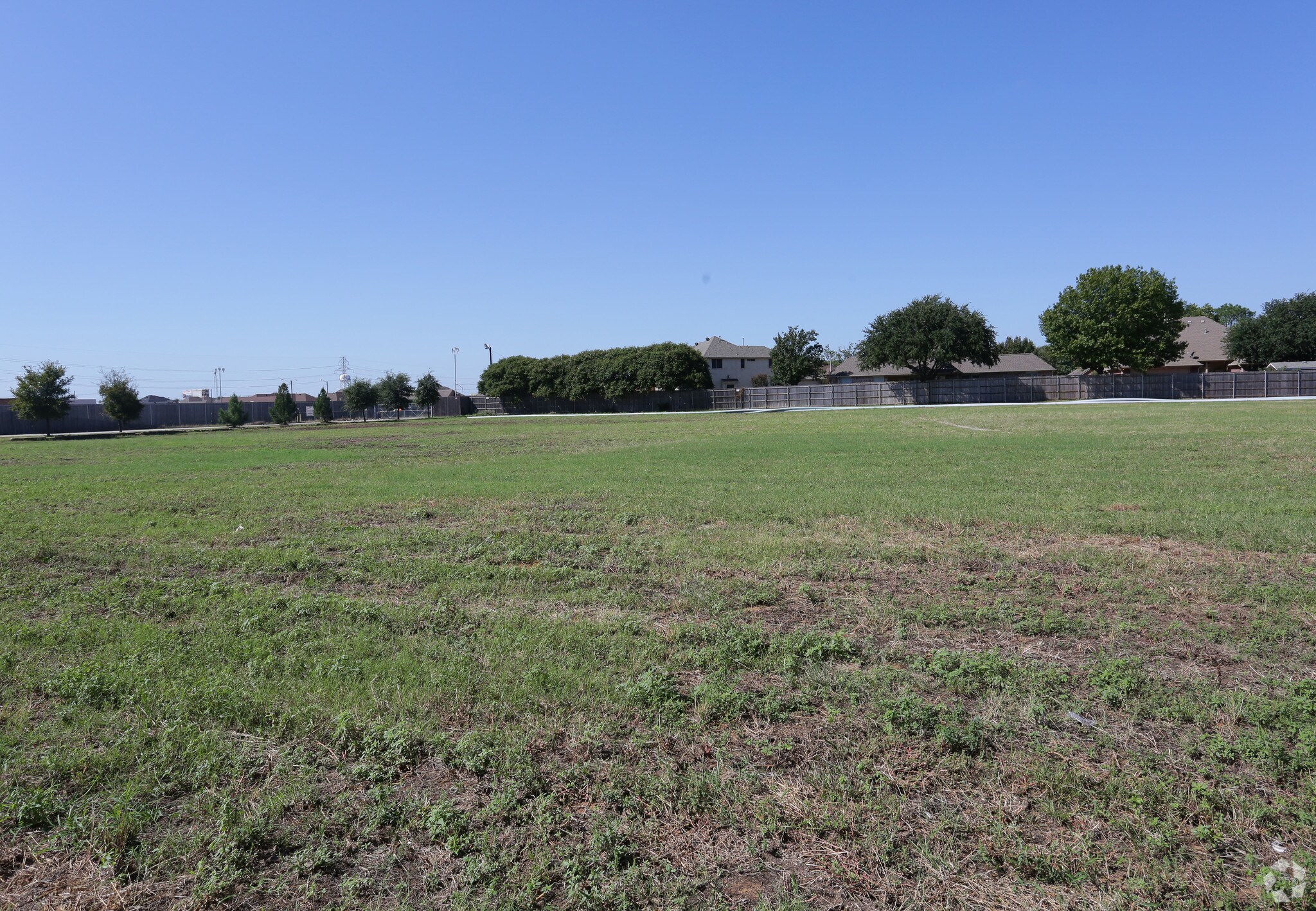 2500 Smith Barry Rd, Pantego, TX à vendre Photo principale– Image 1 sur 4