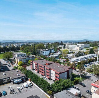 Plus de détails pour 971 Market St, Victoria, BC - Logement à vendre