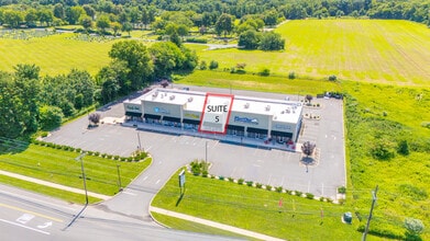866-868 Cranbury South River Rd, Monroe Township, NJ à louer Photo intérieure– Image 2 sur 7