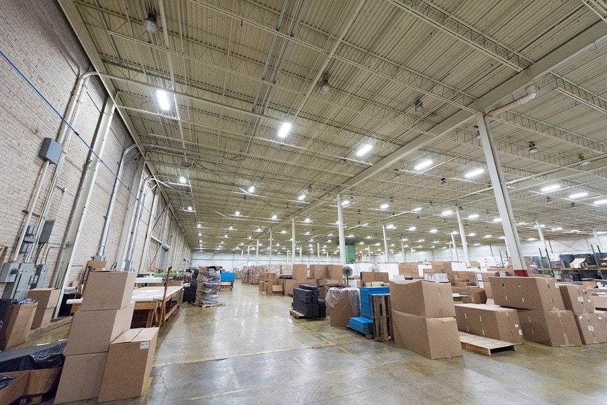 2525 Monroe Blvd, Norristown, PA à louer - Photo intérieure – Image 3 sur 33