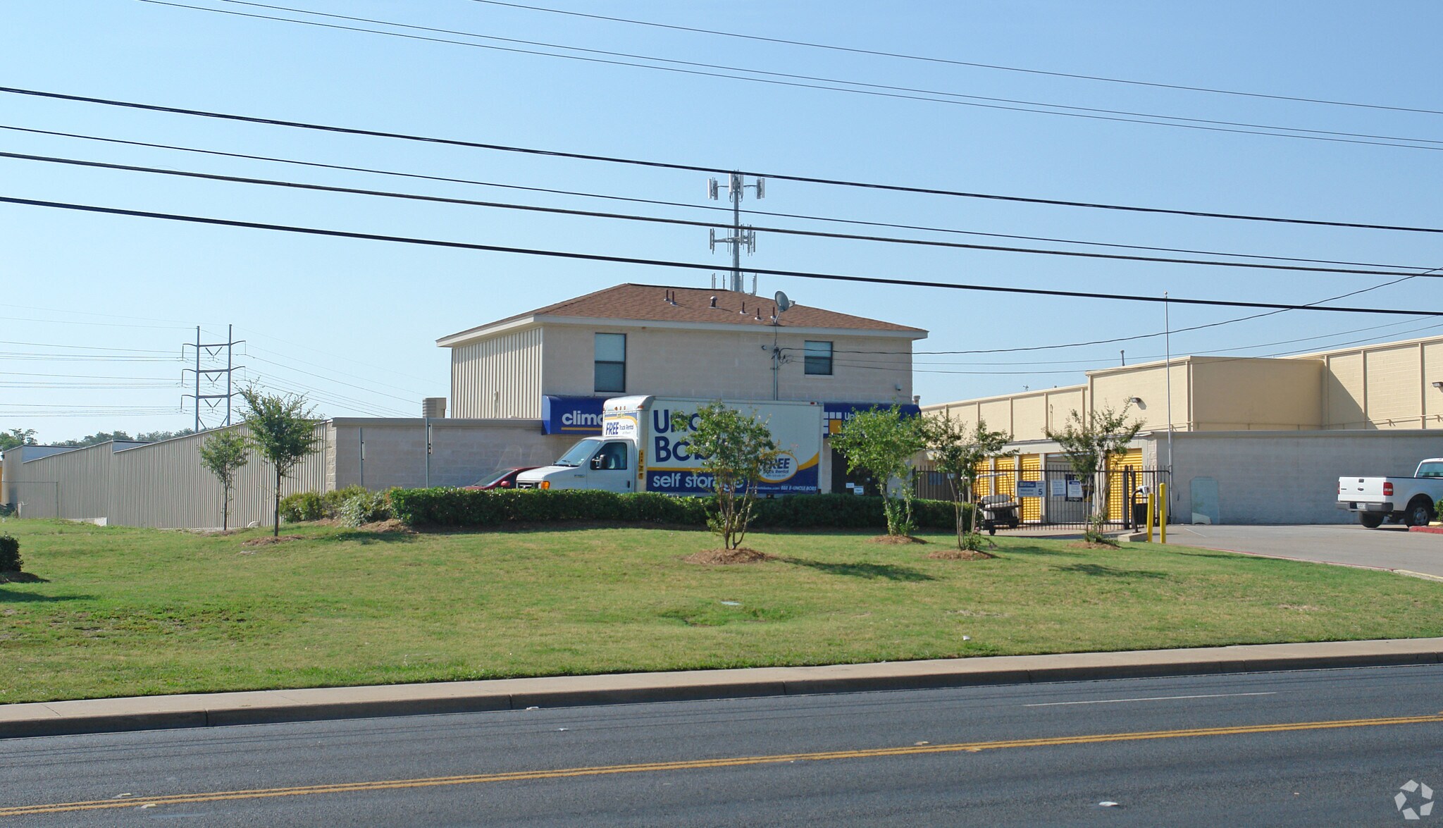 230 Snyder Rd, Hermitage, PA à louer Photo principale– Image 1 sur 3
