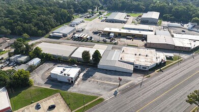 1905 W Gentry Pky, Tyler, TX - VUE AÉRIENNE vue de carte - Image1