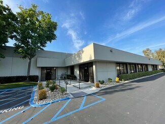Plus de détails pour 13311-13317 166th St, Cerritos, CA - Bureau, Industriel/Logistique à louer