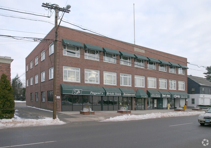 55-71 E Center St, Manchester, CT à louer - Photo de l’immeuble – Image 2 sur 21