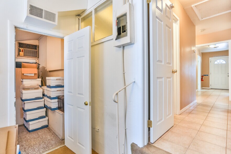 3071 Fulton Ave, Sacramento, CA à louer - Photo intérieure – Image 2 sur 52