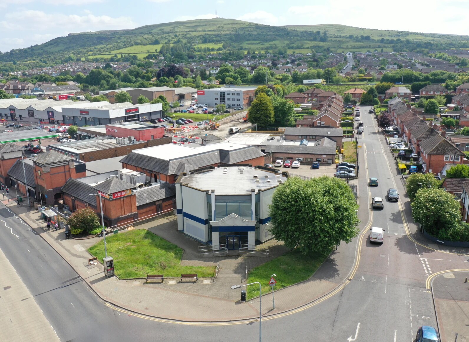 2 Farmley Rd, Newtownabbey à louer Photo principale– Image 1 sur 3