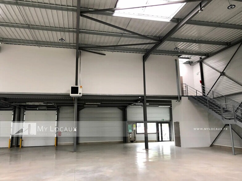 17 Rue Henri Becquerel, Aulnay-sous-Bois à louer - Photo de l’immeuble – Image 3 sur 5