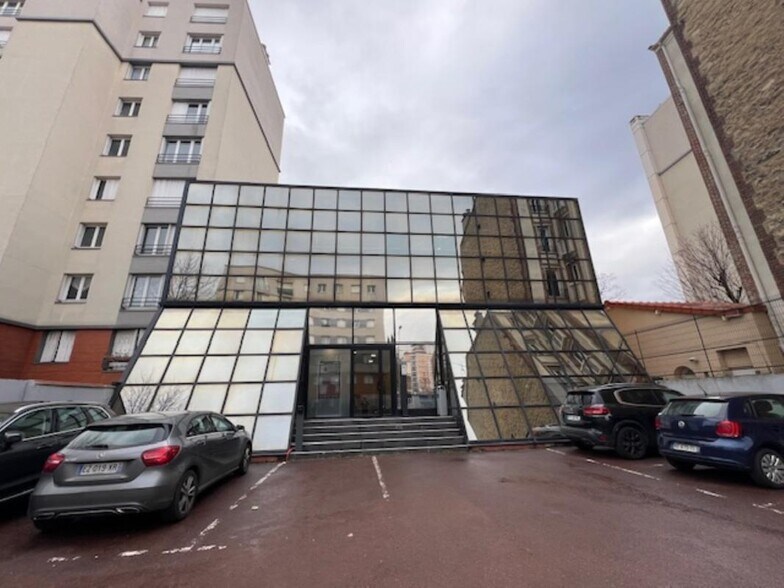 130-132 Rue De Normandie, Courbevoie à louer - Photo de l’immeuble – Image 1 sur 5